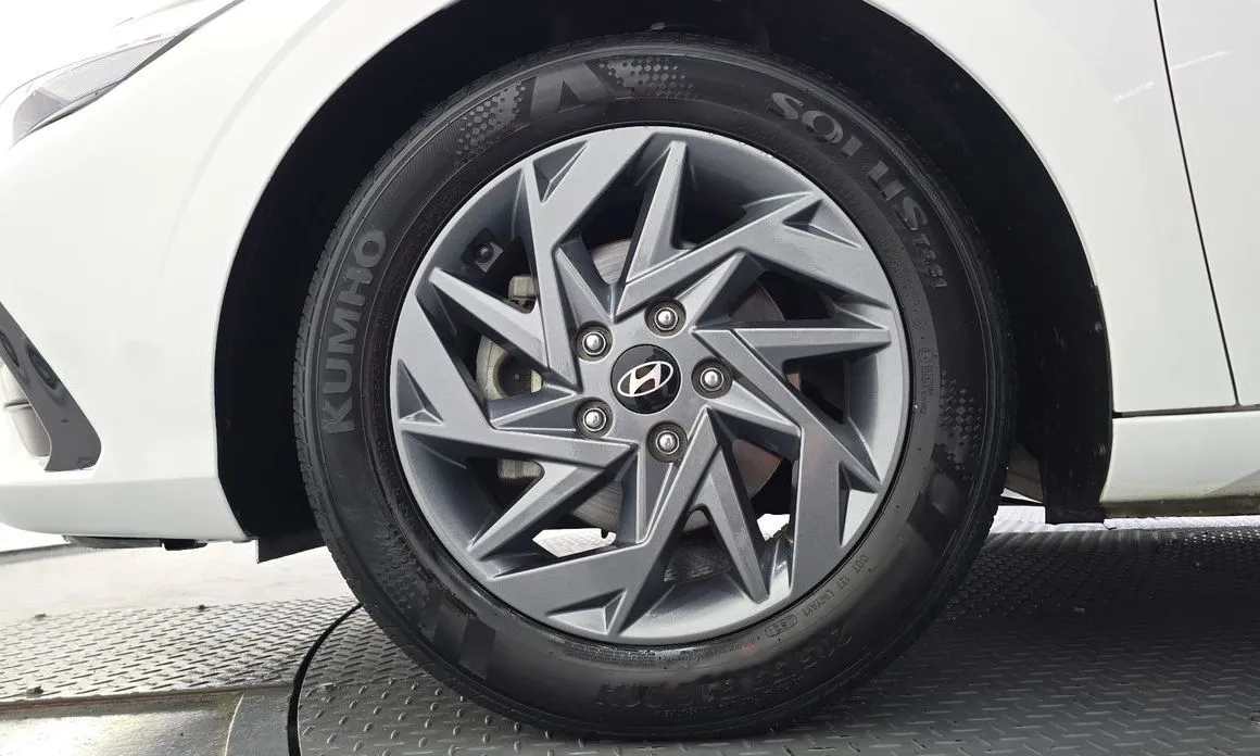 Hyundai AVANTE — фото 7