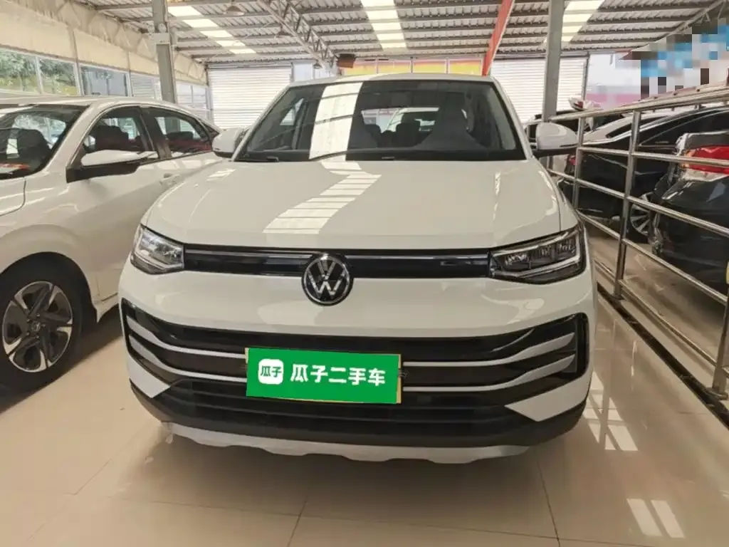 Volkswagen Tharu — фото 3