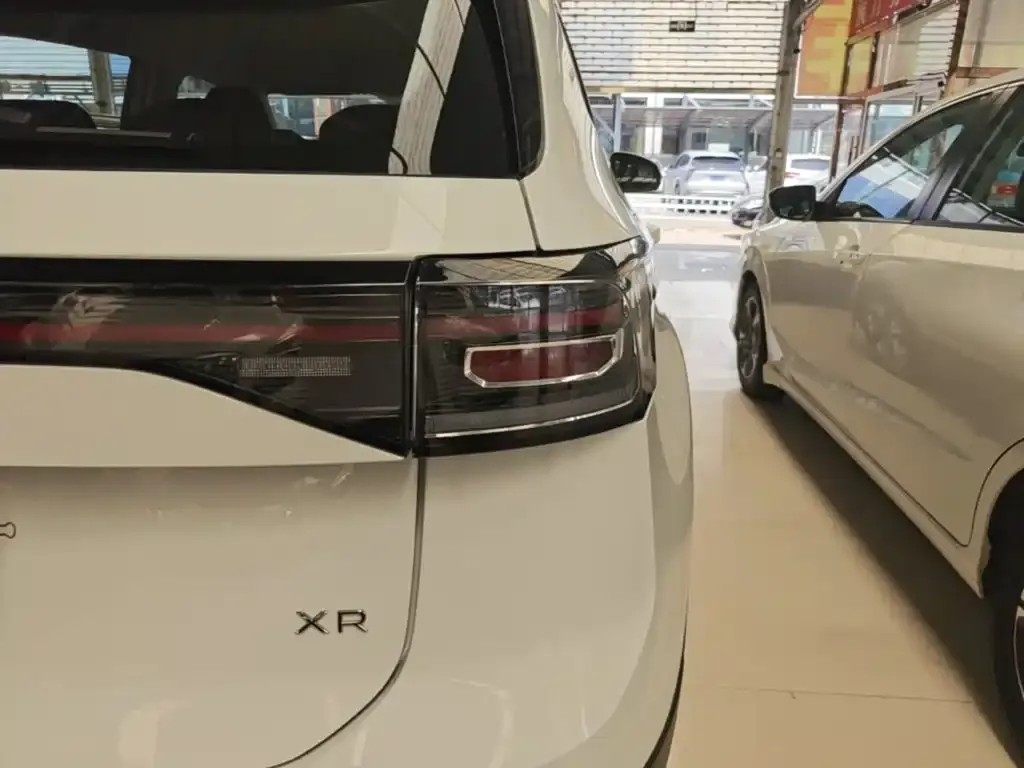 Volkswagen Tharu — фото 5