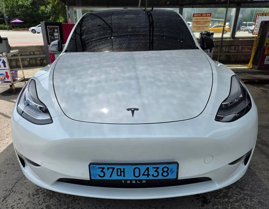 Tesla Model Y — фото 9