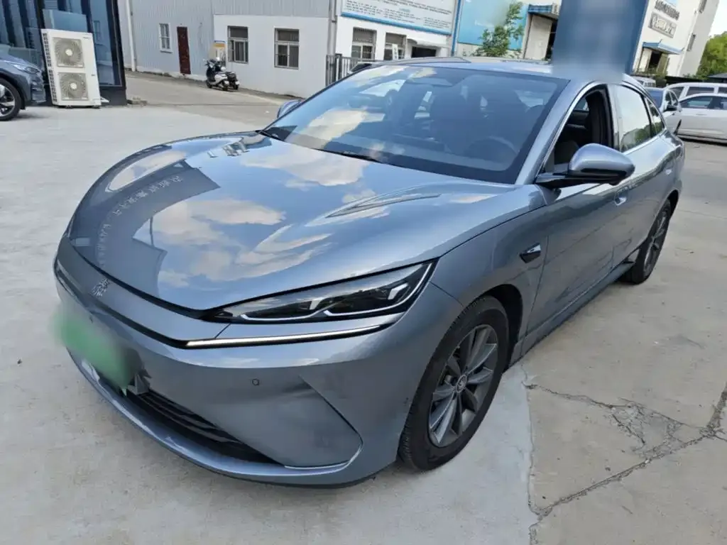 BYD Qin L — фото 1