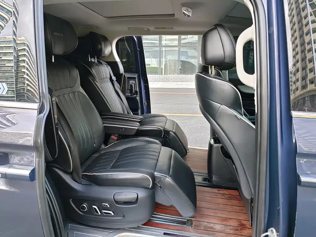 Roewe iMAX8 — фото 3