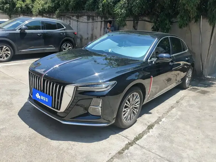 Hongqi H5 — фото 1