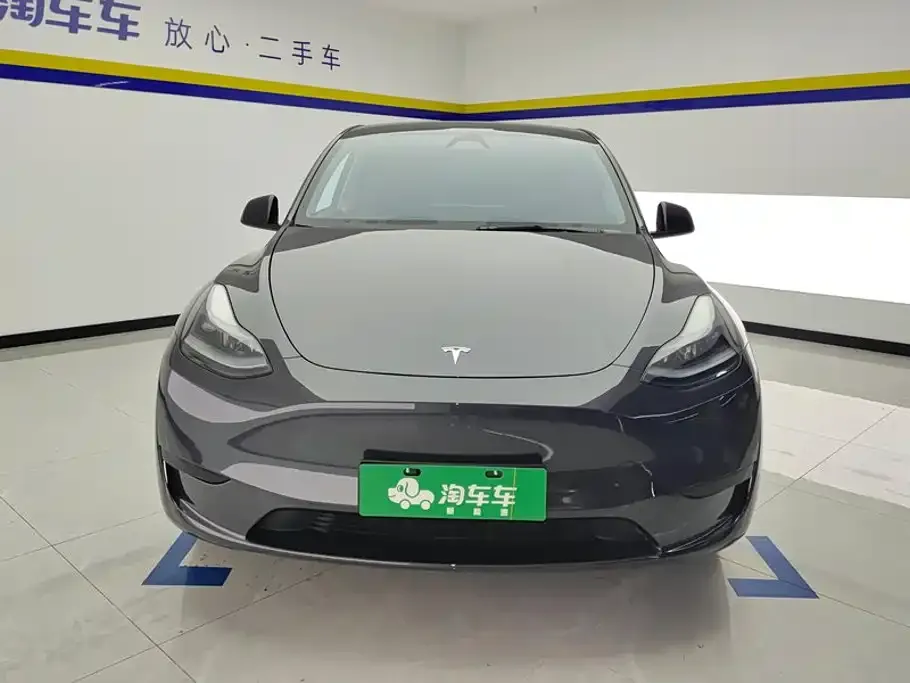 Tesla Model Y — фото 5