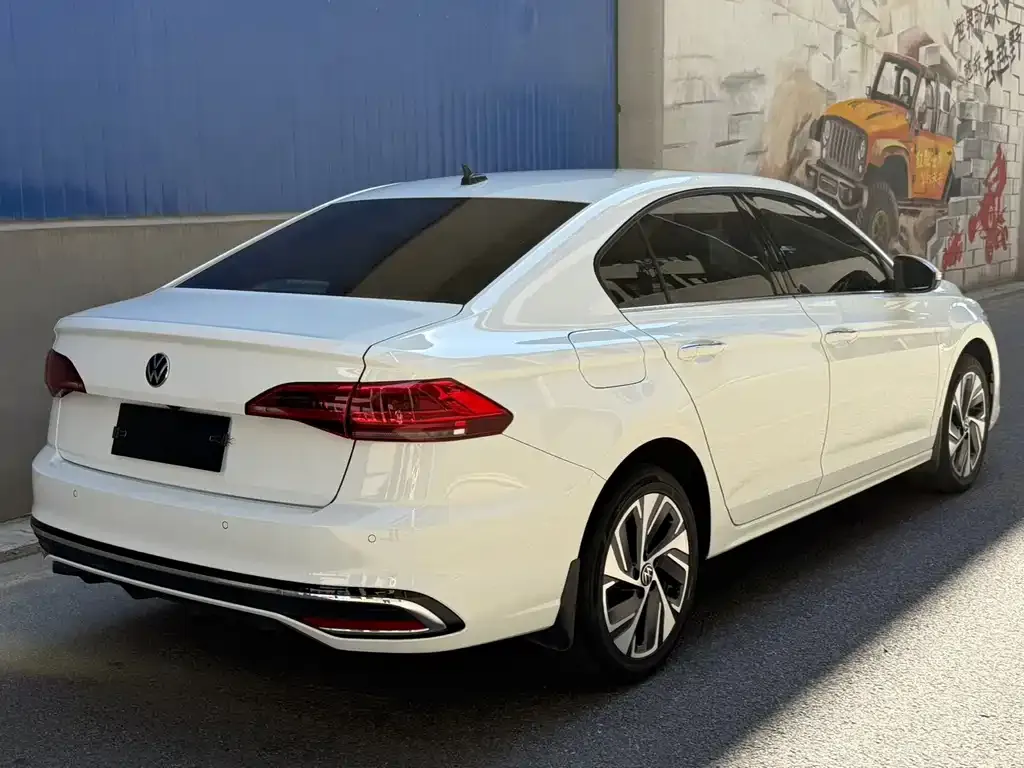 Volkswagen Bora — фото 5