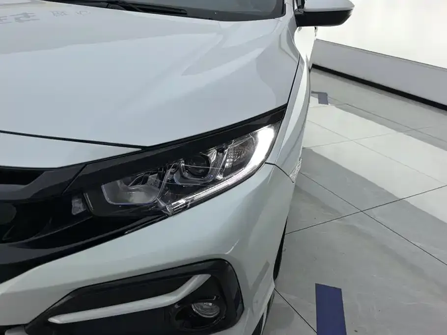 Honda Civic — фото 9