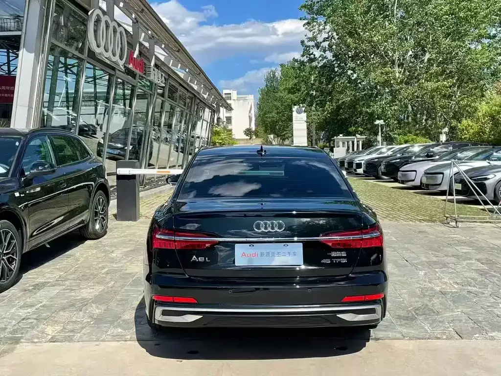 Audi A6L — фото 8