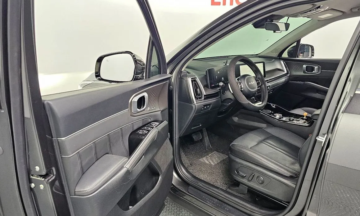 Kia Sorento — фото 7