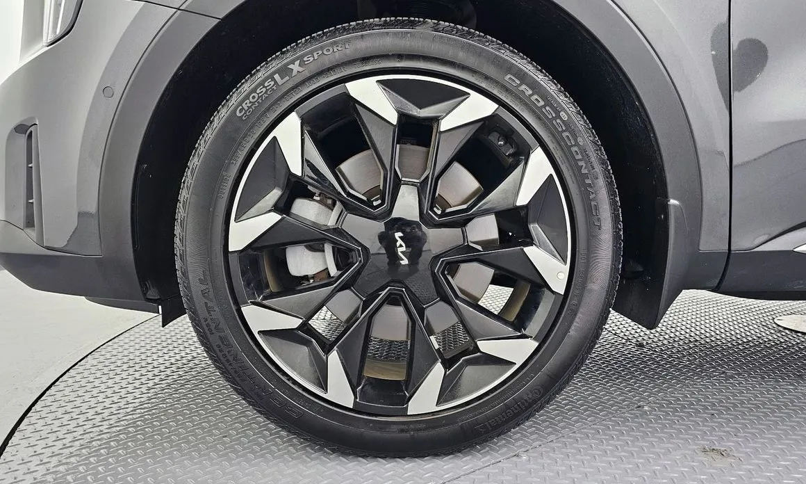Kia Sorento — фото 9