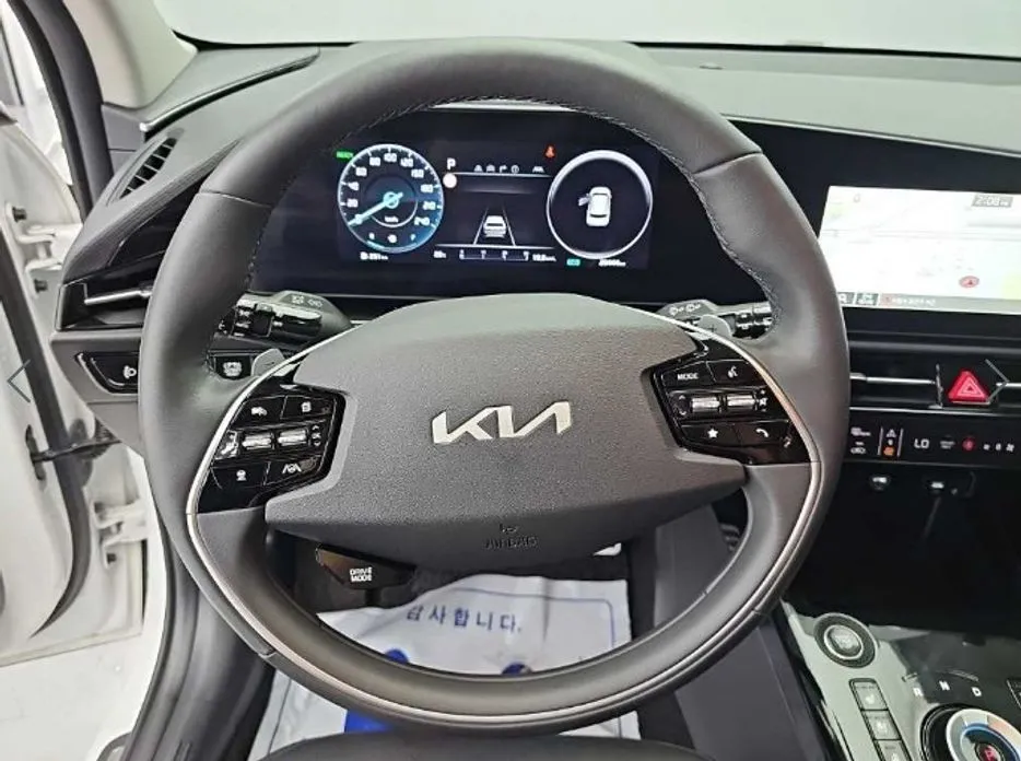 Kia Niro — фото 9