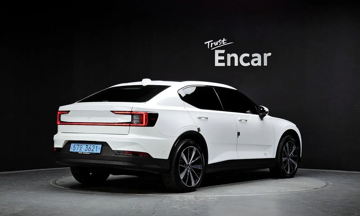 Polestar Polestar 2 — фото 5