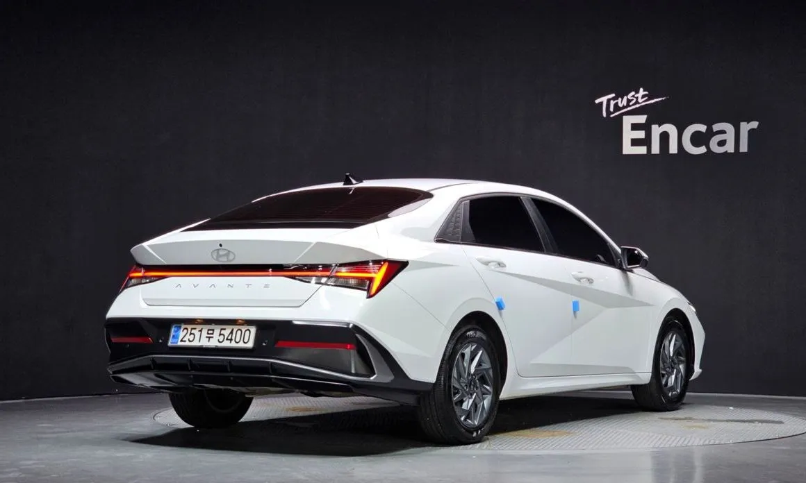 Hyundai AVANTE — фото 4