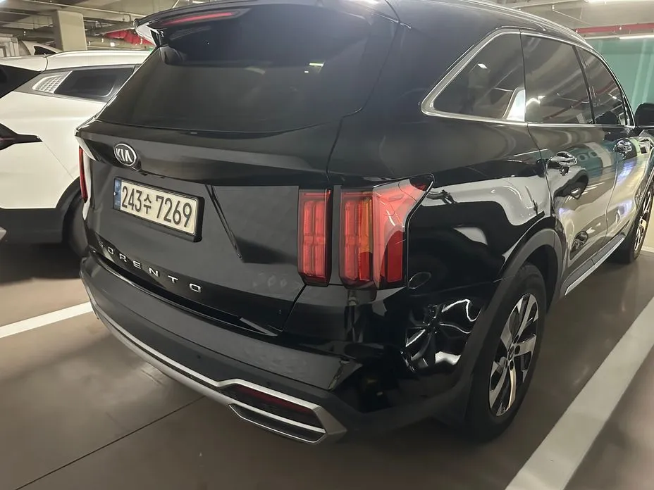 Kia Sorento — фото 8
