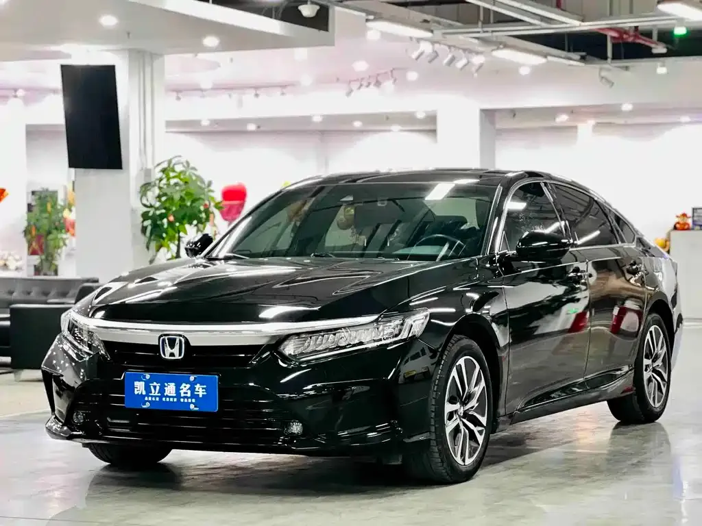 Honda Inspire — фото 1