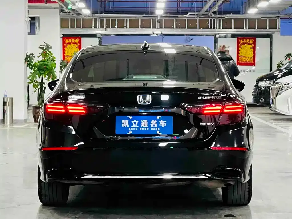 Honda Inspire — фото 9