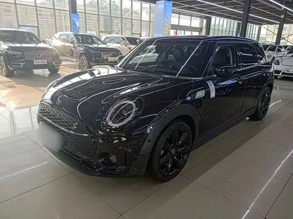 MINI Clubman — фото 4