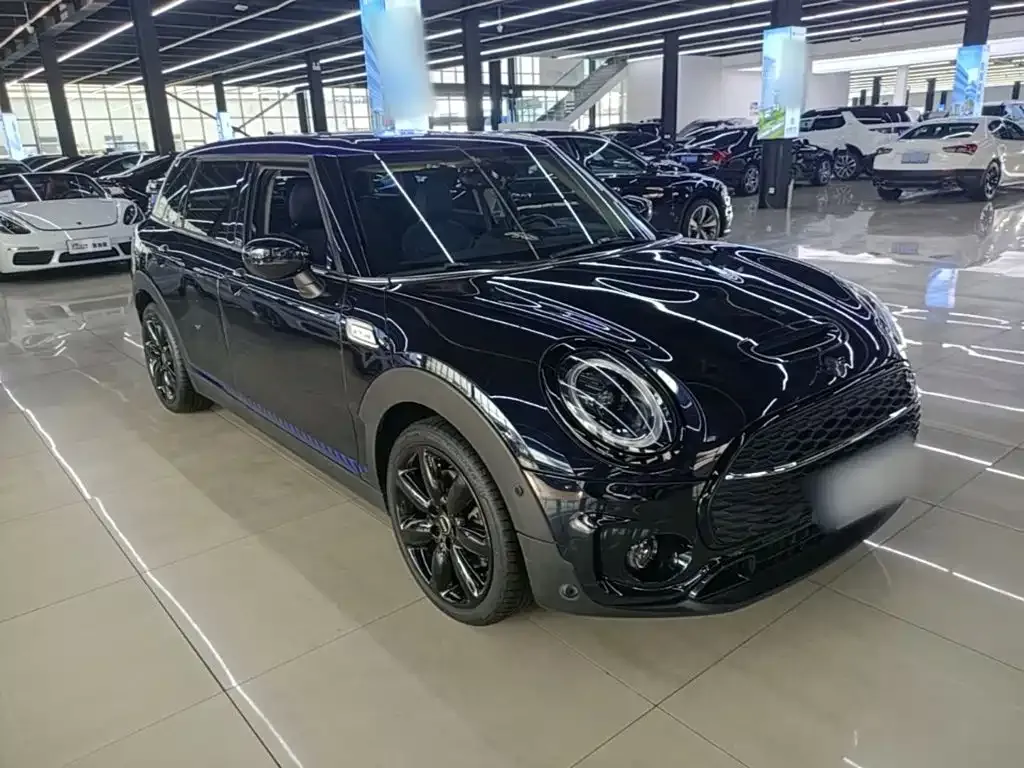 MINI Clubman — фото 7