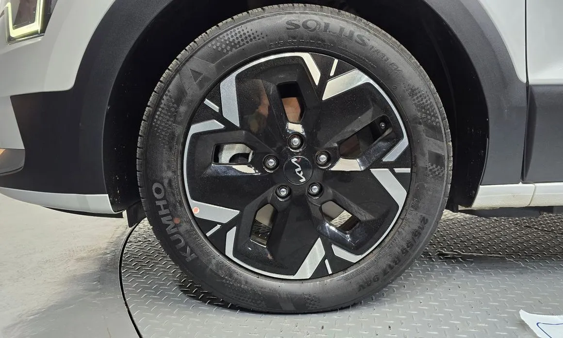 Kia Niro — фото 10