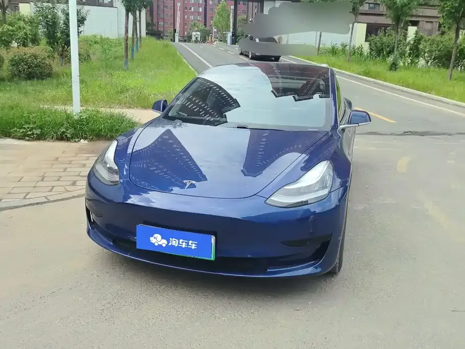 Tesla Model 3 — фото 10