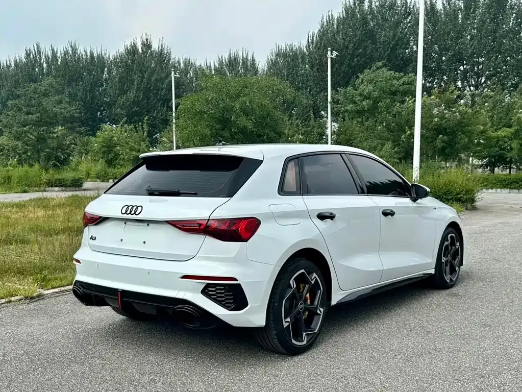Audi A3 — фото 2