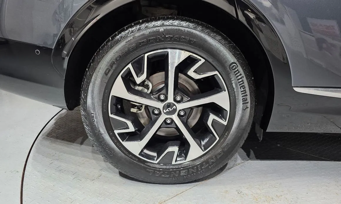 Kia Sportage — фото 8