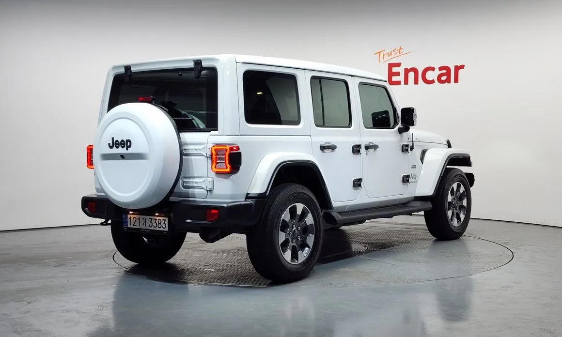 Jeep Wrangler — фото 2