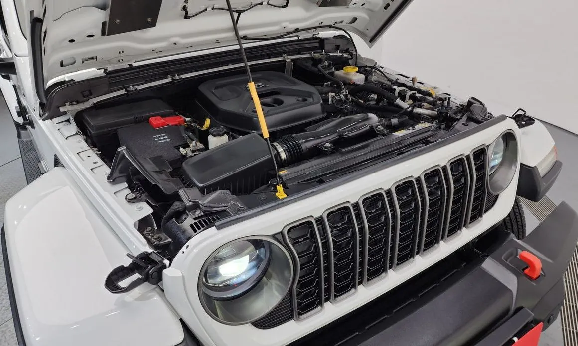Jeep Wrangler — фото 10