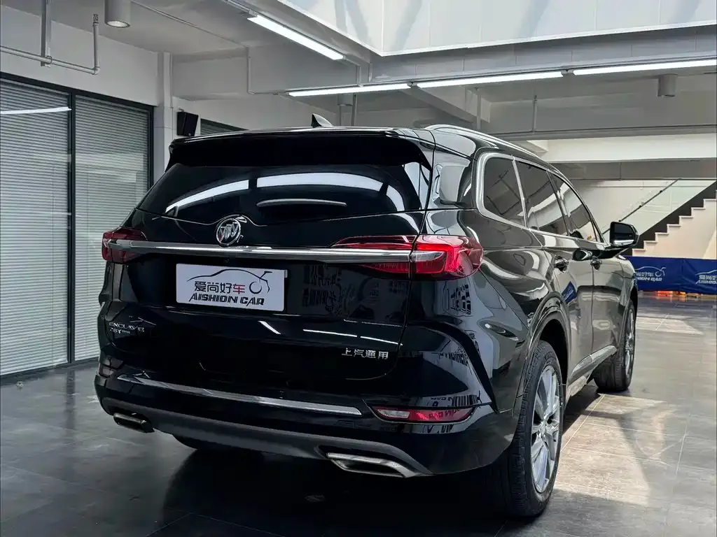 Buick Enclave — фото 3