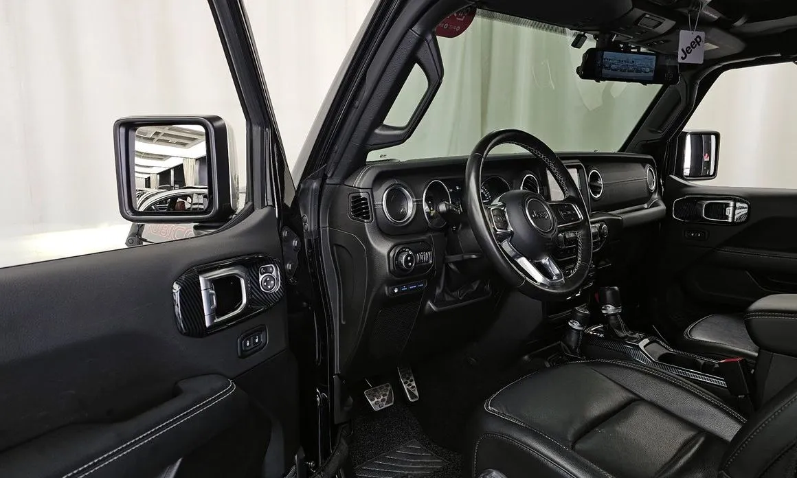 Jeep Wrangler — фото 2