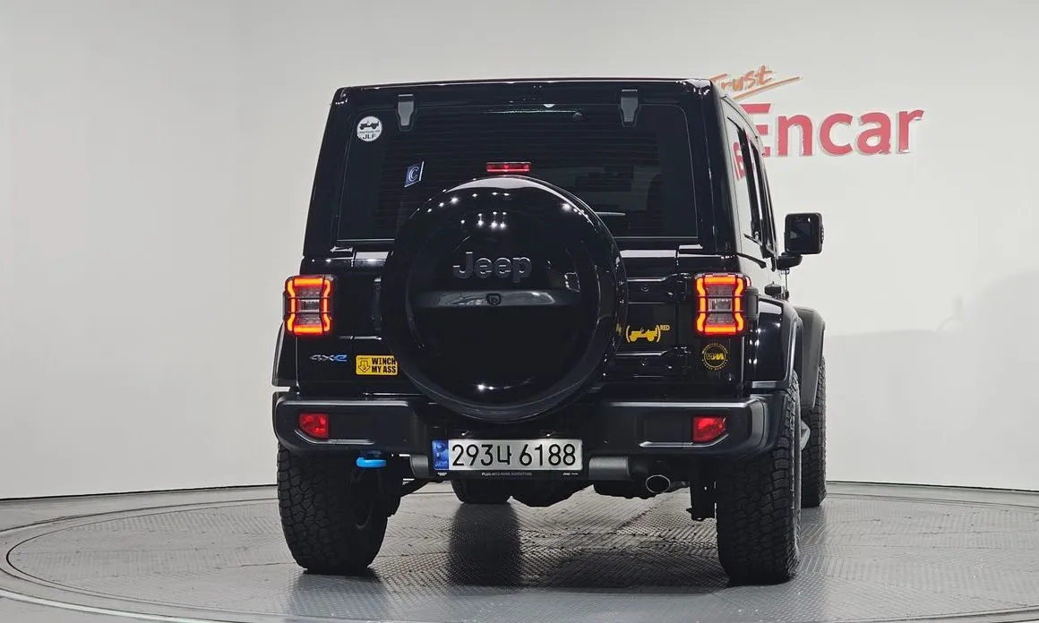 Jeep Wrangler — фото 4
