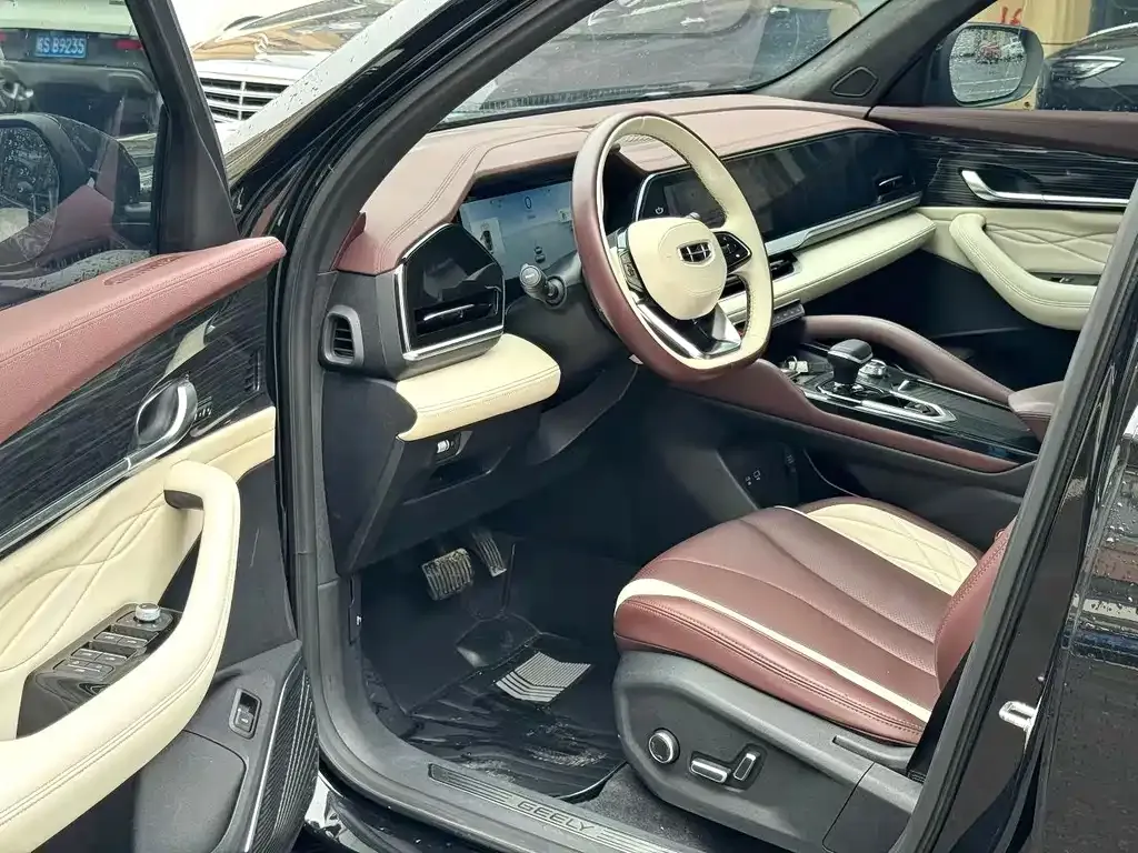 Geely Xingyue L — фото 2