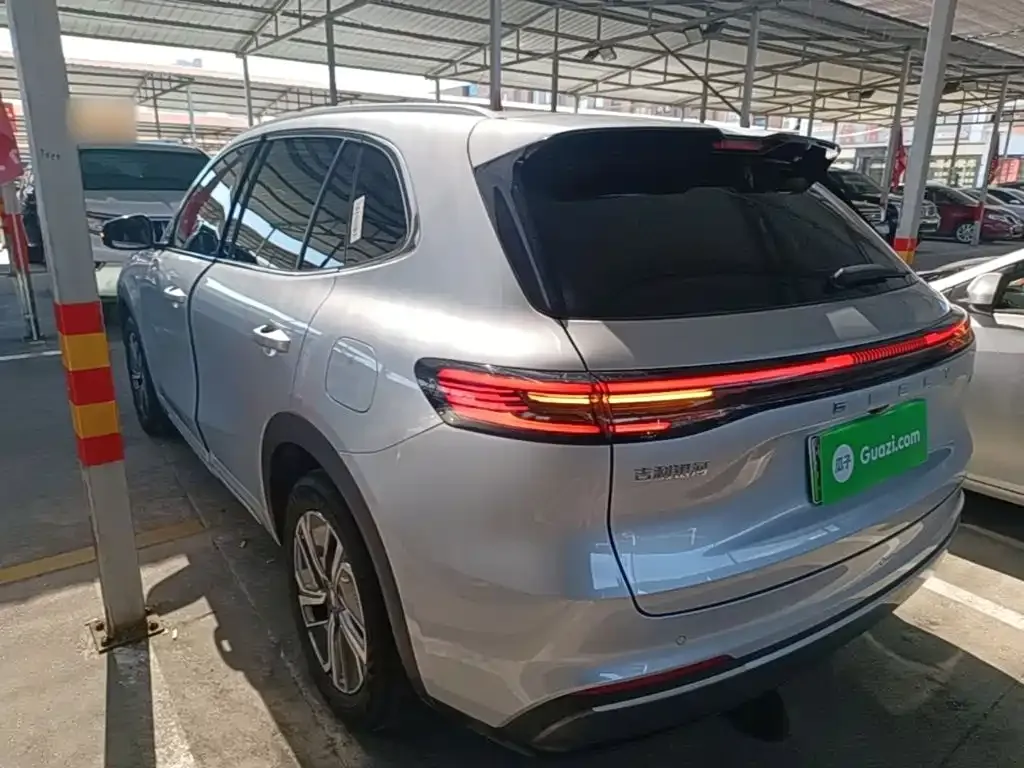 Geely Galaxy Xingjian 7 — фото 10