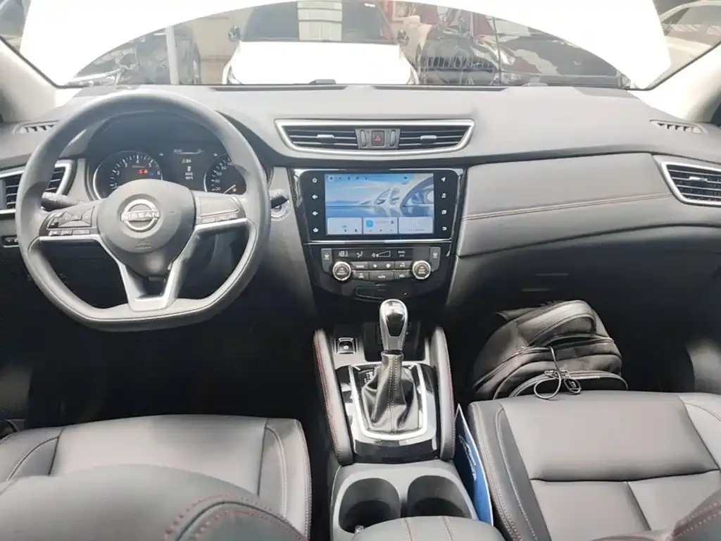 Nissan Qashqai — фото 2