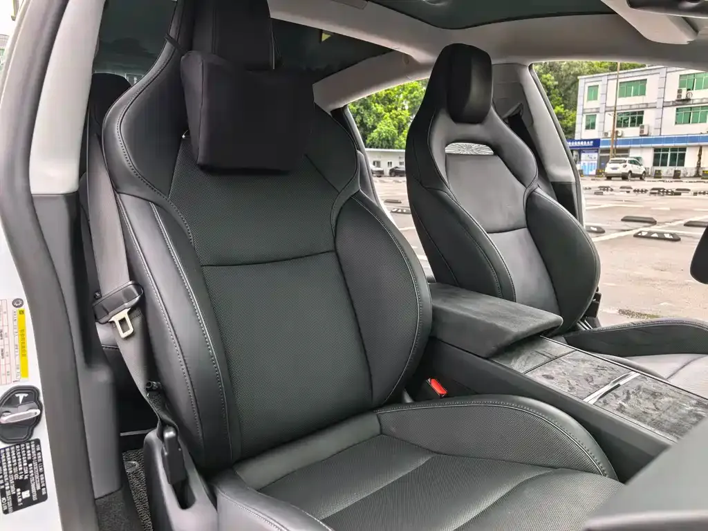 Tesla Model 3 — фото 6