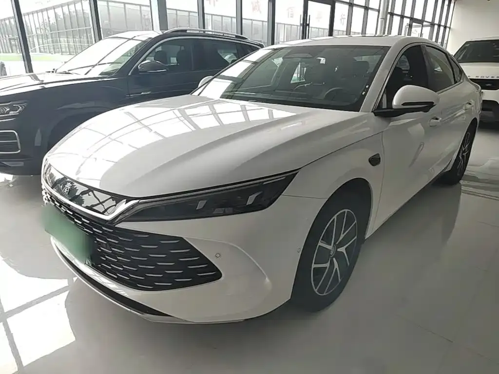 BYD Qin L — фото 9