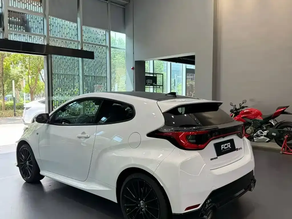 Toyota GR YARIS — фото 4
