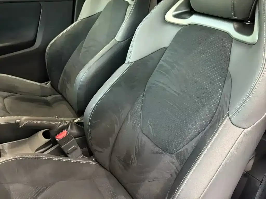 Toyota GR YARIS — фото 9