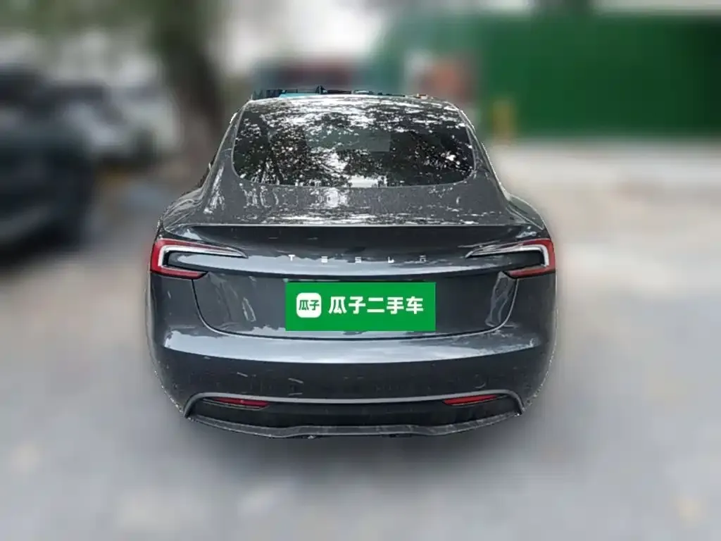 Tesla Model 3 — фото 2