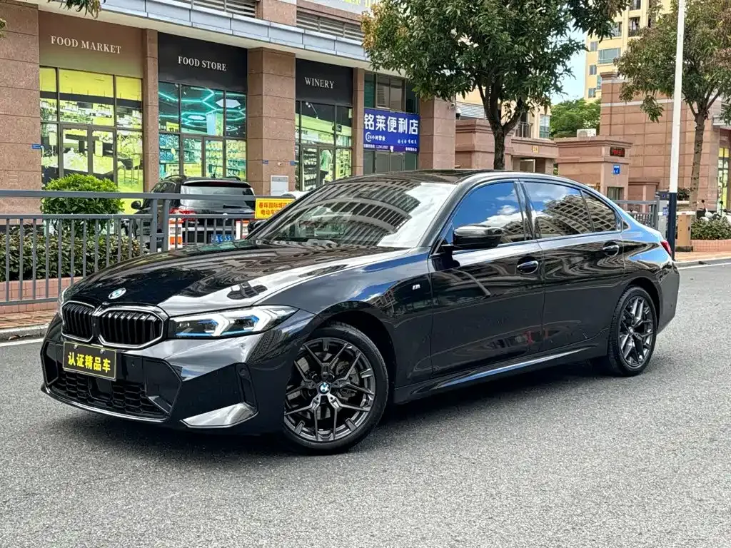 BMW 3 Series 330Li Premium M Sport Night 1