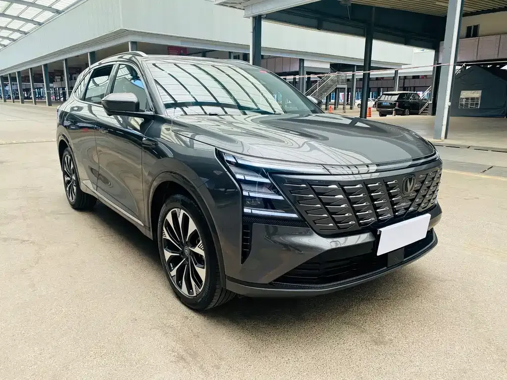 Changan CS75PLUS — фото 6