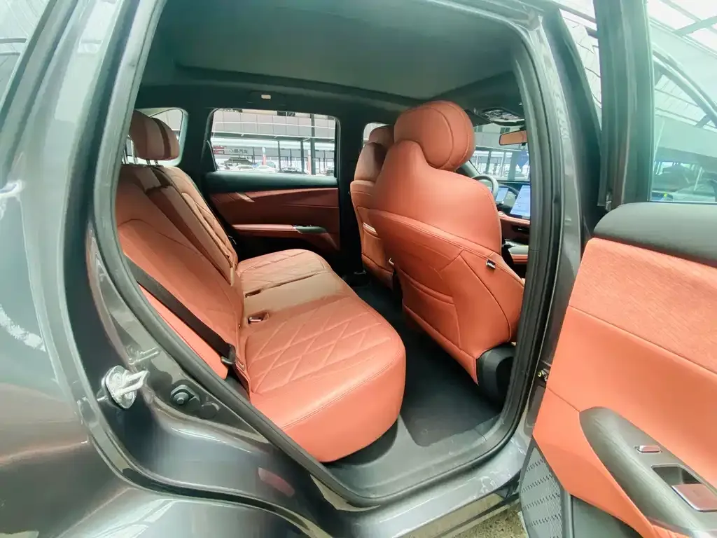 Changan CS75PLUS — фото 3