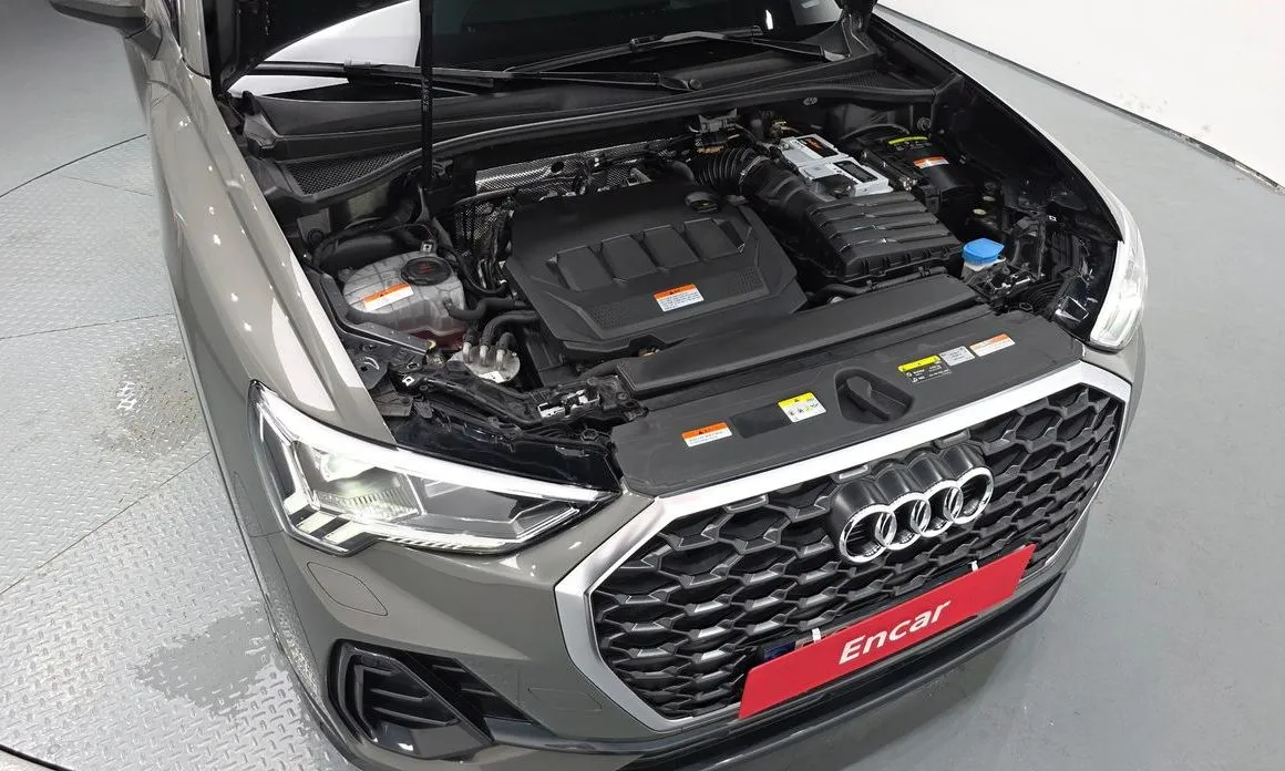 Audi Q3 — фото 8