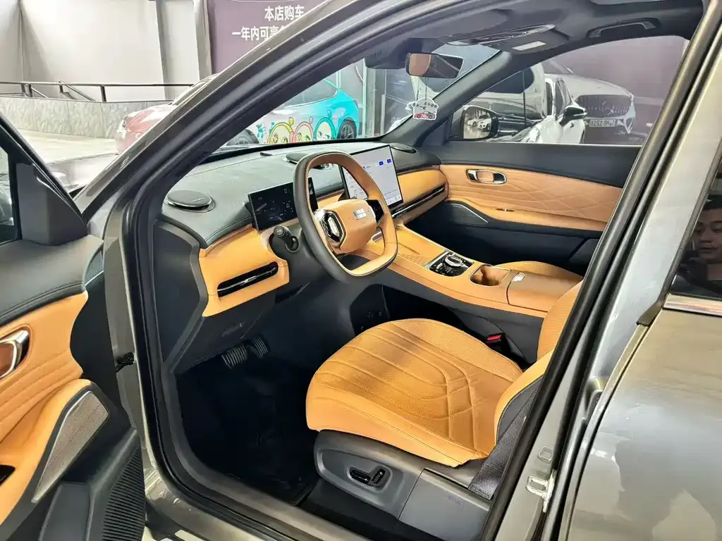 Geely Galaxy Xingjian 7 — фото 8