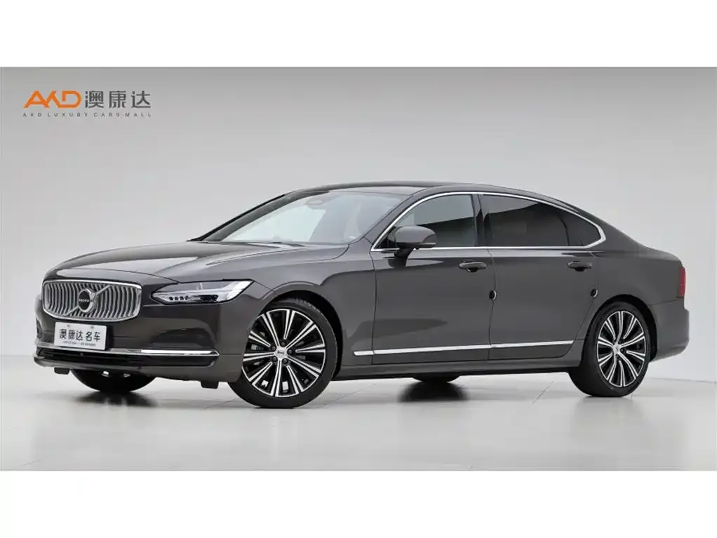 Volvo S90 — фото 1