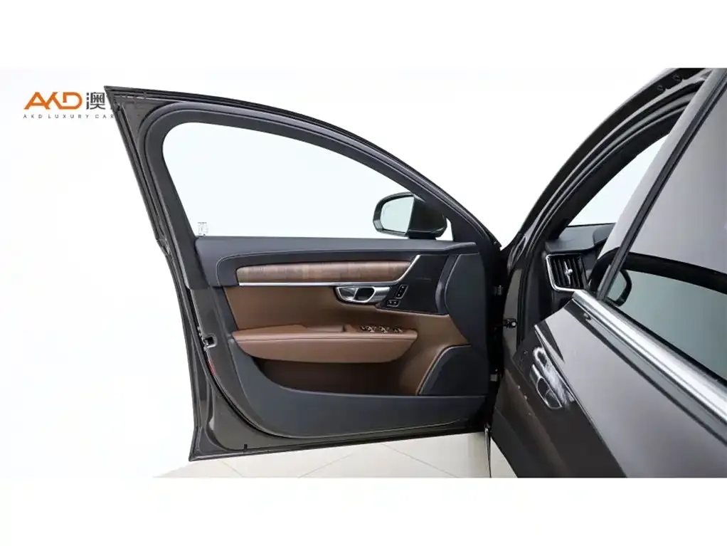 Volvo S90 — фото 6
