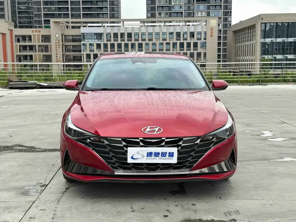 Hyundai Elantra — фото 5