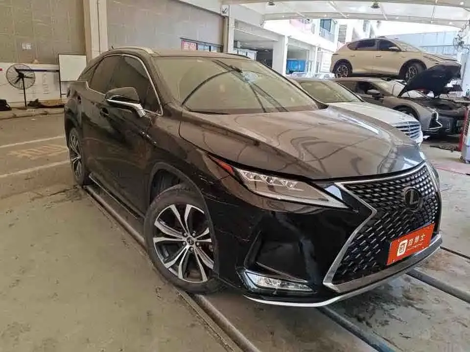 Lexus RX — фото 2
