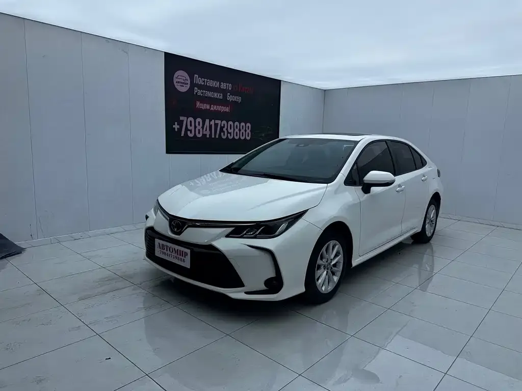 Toyota Corolla — фото 1