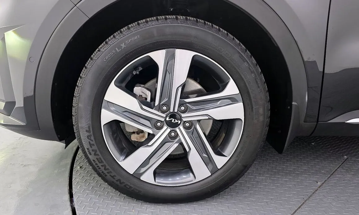 Kia Sorento — фото 6