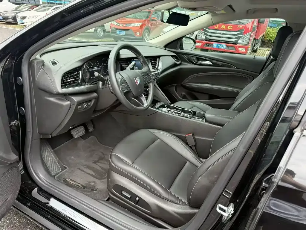 Buick Regal — фото 4